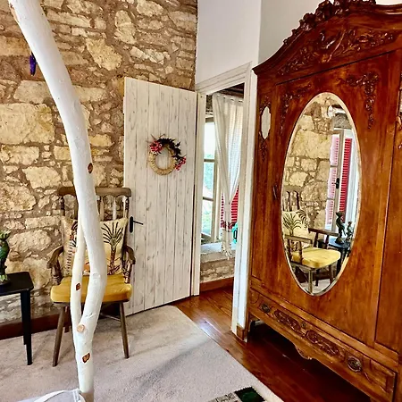 Marissa Boutique Cesme