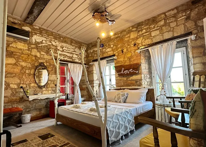 Marissa Boutique Çeşme